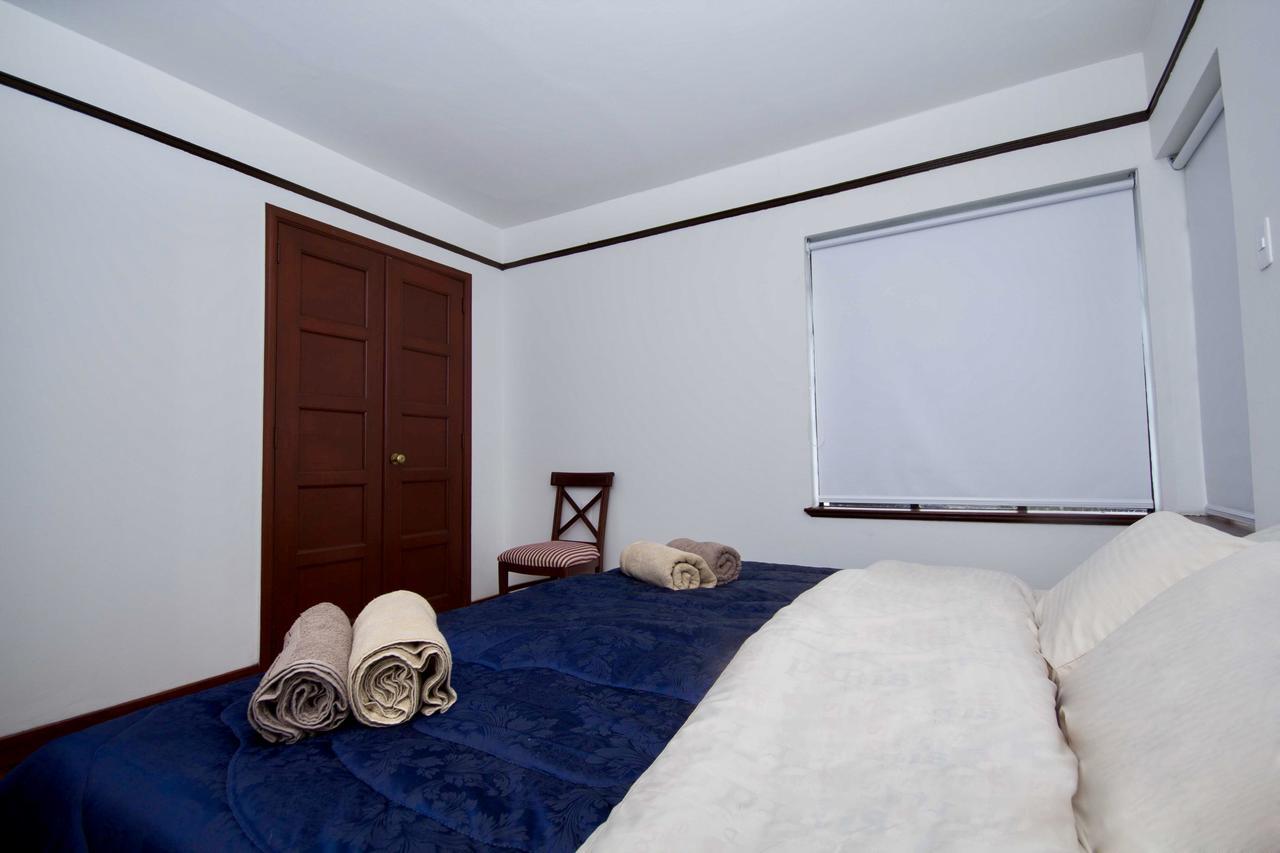 House For Groups - The Hostel Project Bogota Bagian luar foto