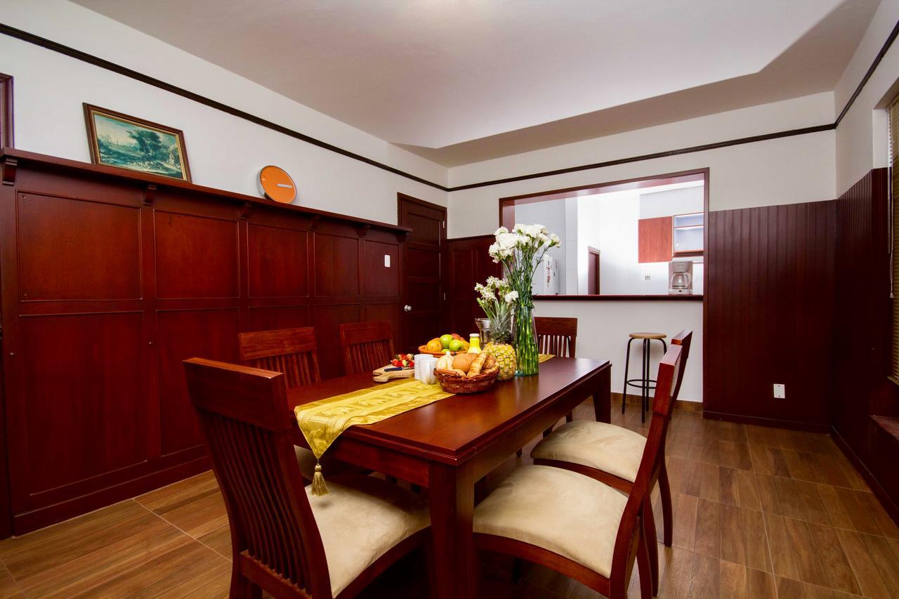 House For Groups - The Hostel Project Bogota Bagian luar foto