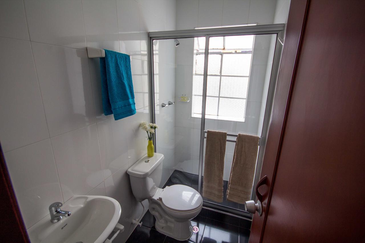 House For Groups - The Hostel Project Bogota Bagian luar foto